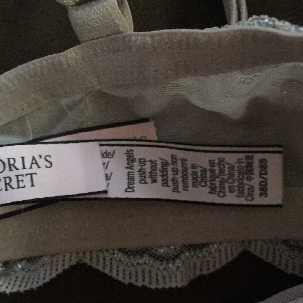 Victoria Secret bra - Picture 3 of 4